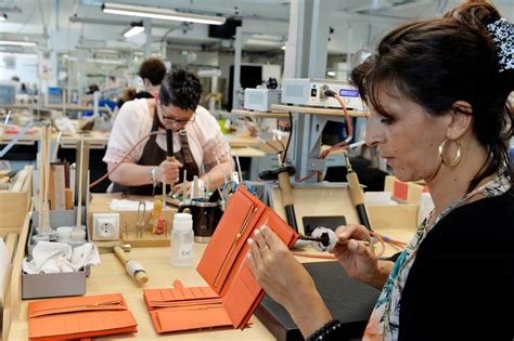 Salaires d'un Maroquinier chez Hermès .